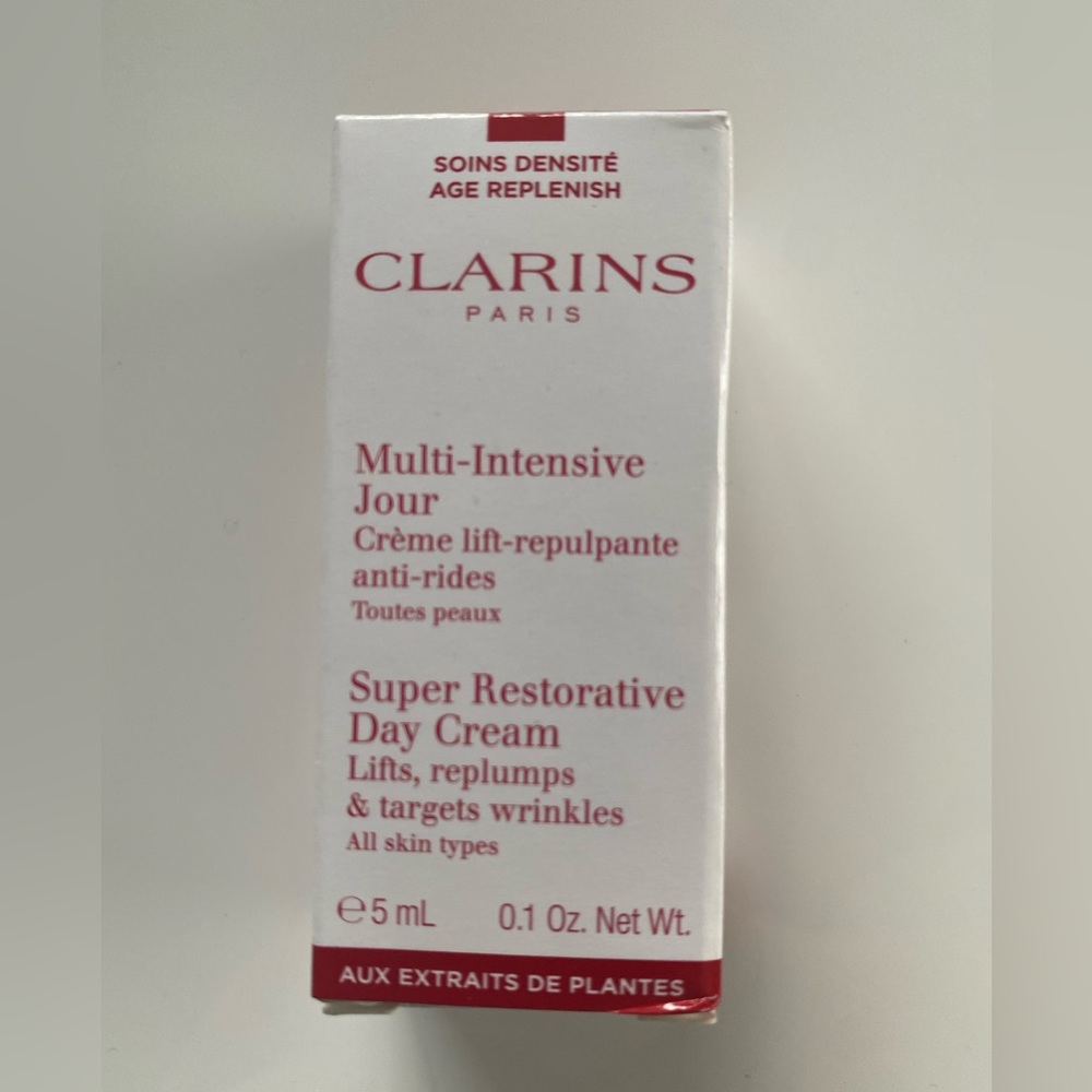 Clarins Super Restorative Day Cream